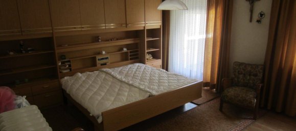 4 bedrooms House in Schweinfurt, Germany No. 332516 17