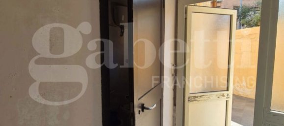 2 bedrooms Apartment in Boscotrecase, Italy No. 344769 8
