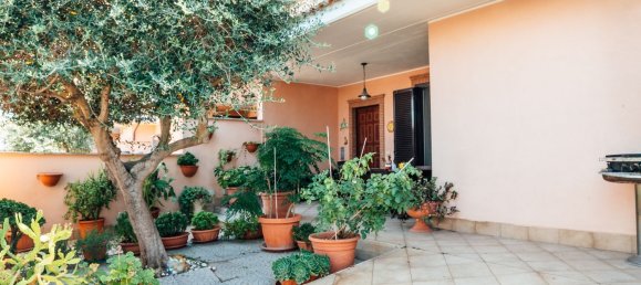 3 Schlafzimmer Haus in Fiumicino, Italy, Nr. 321604 4