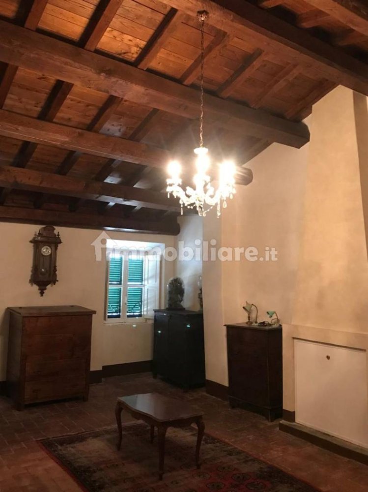 5 rooms Building in Belmonte in Sabina, Italy No. 149901