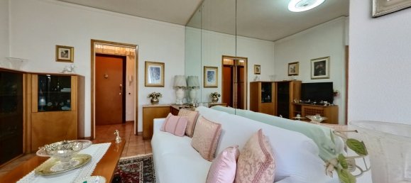 2غرفة شقة في Milan, Italy رقم 247901 6