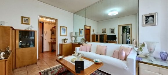 2غرفة شقة في Milan, Italy رقم 247901 4