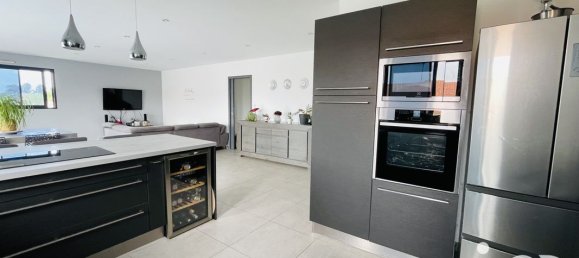 Casa de 4 dormitorios en Maine-et-Loire, France No. 286758 3