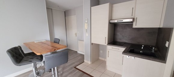 Studio à Mainvilliers, France No. 93110 2