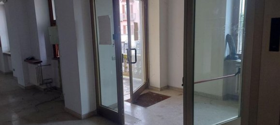 253m² Office in Grignasco, Italy No. 376356 4