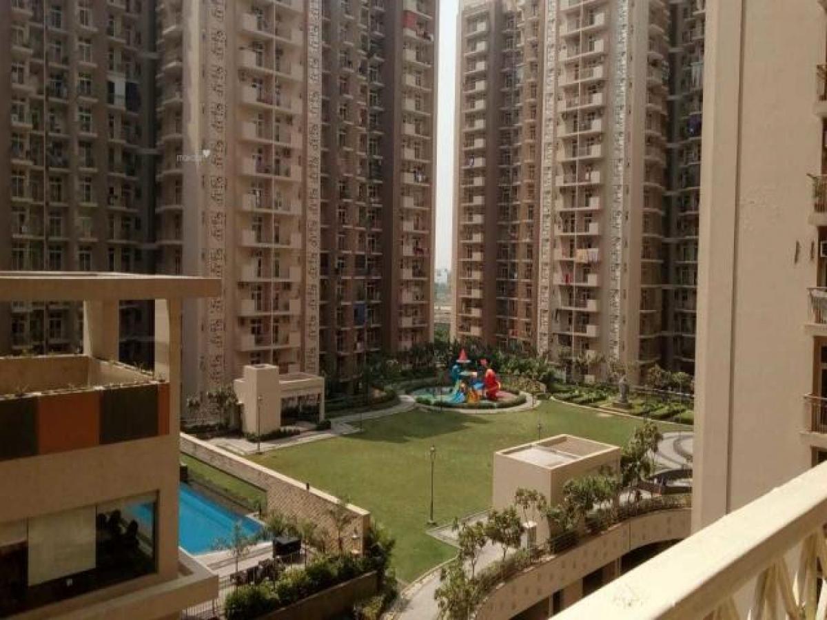 3 Schlafzimmer Haus in Noida, India, Nr. 67759