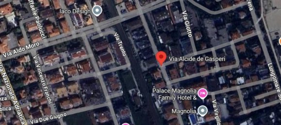 136m² Commercial property in Tortoreto, Italy No. 291457 10
