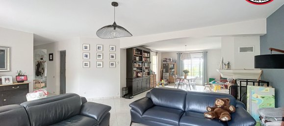 4 bedrooms House in Sainte-Maure-de-Touraine, France No. 54110 4