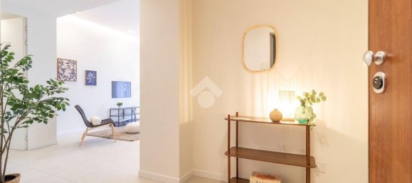 Квартира с 4 комнатами в Вимеркате, Италия № 279385 2