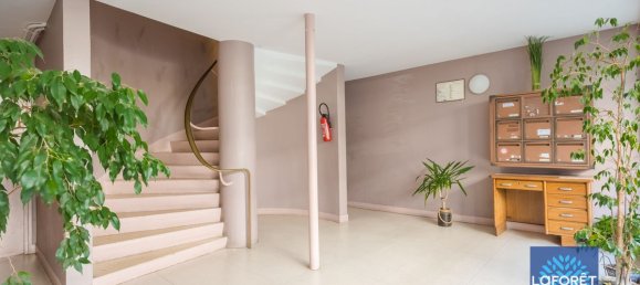 2 chambres Appartement à Romainville, France No. 170982 2