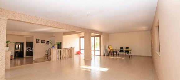 5 Schlafzimmer Villa in Liopetri, Cyprus, Nr. 23075 9