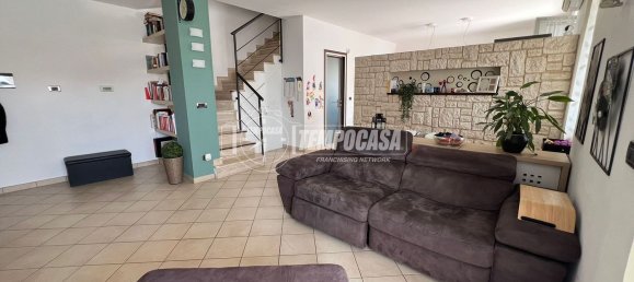 4 Schlafzimmer Doppelhaus in Alpignano, Italy, Nr. 313772 9