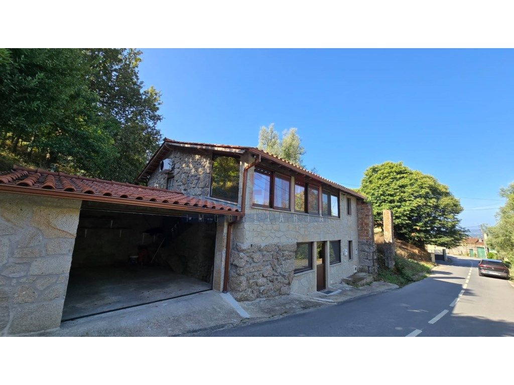 Дом с 2 спальнями в Понти да Барка, Португалия № 335081