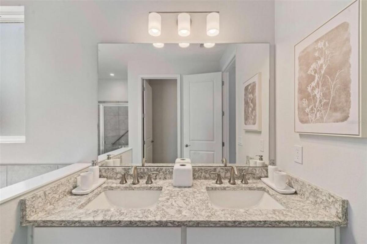 Дом с 9 спальнями в Киссимми, США № 383629