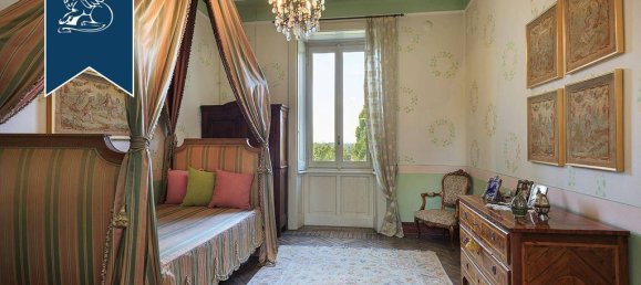 Villa de 10 dormitorios en Anzano del Parco, Italy No. 13224 13