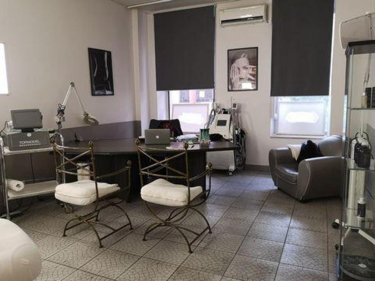 Офис 261м² в Марсель, Франция № 18667