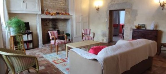 Casa de 3 dormitorios en Vezelay, France No. 304589 2