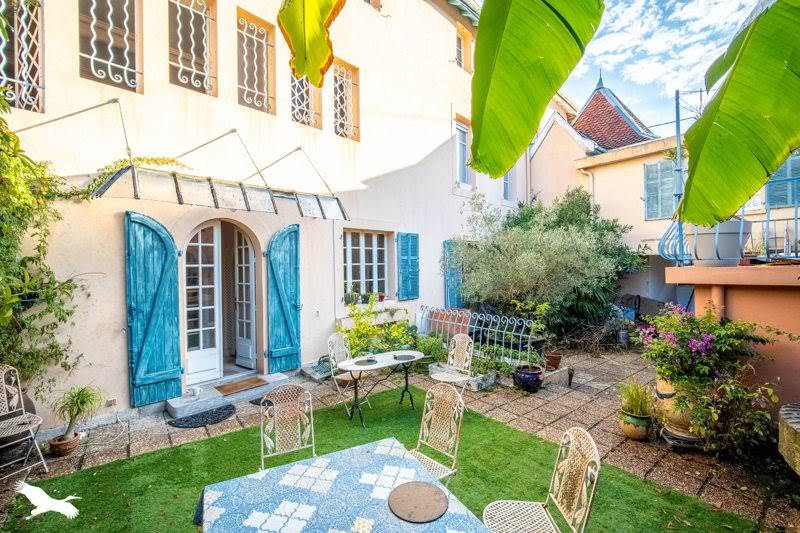 Hotel en Saint-Vincent-de-Tyrosse, France No. 302130