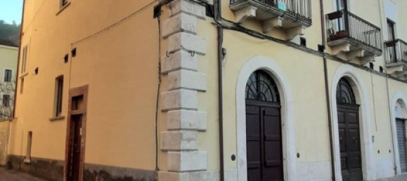 Квартира с 2 спальнями в Пополи, Италия № 373561 4