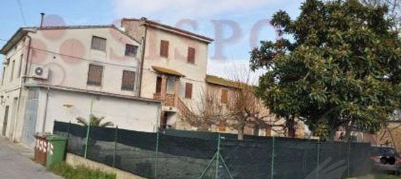 6 rooms Apartment in Deruta, Italy No. 193640 2