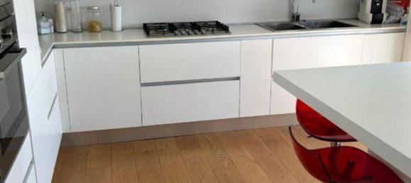 3غرفة شقة في Meda, Italy رقم 8511 9