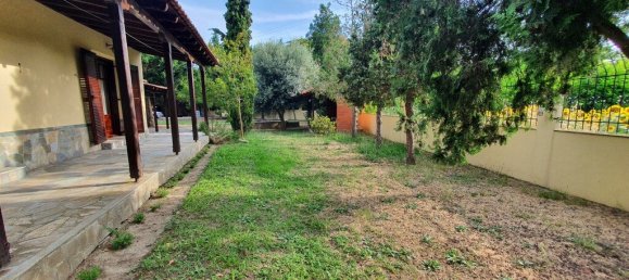 150m² Commercial property in Chalkidiki, Greece No. 3910 2