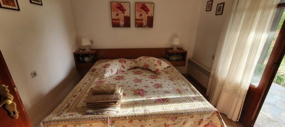 150m² Commercial property in Chalkidiki, Greece No. 3910 9