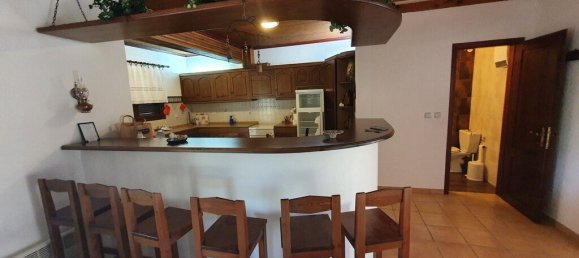 150m² Commercial property in Chalkidiki, Greece No. 3910 7