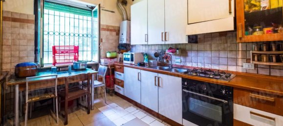 3 rooms Apartment in Barlassina, Italy No. 170334 7