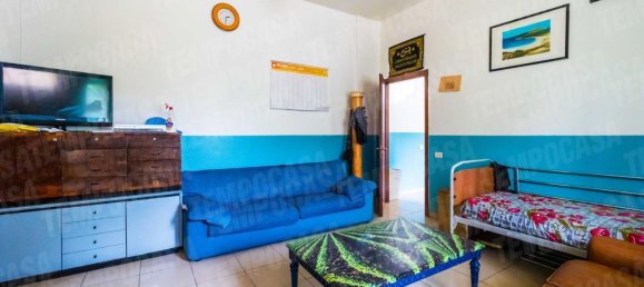 3 rooms Apartment in Barlassina, Italy No. 170334 2