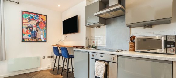  Apartment in Leeds, United Kingdom No. 1991 5