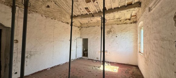 Casa de 9 habitaciónes en Monteriggioni, Italy No. 82732 8