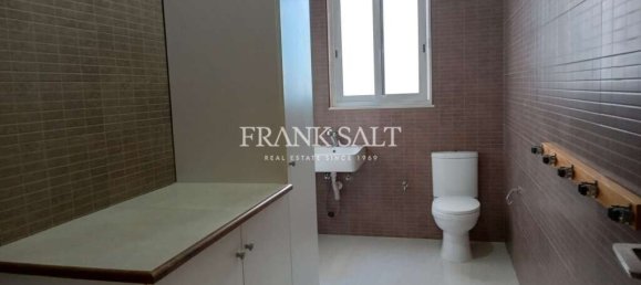 3 bedrooms Apartment in Nadur, Malta No. 5710 6