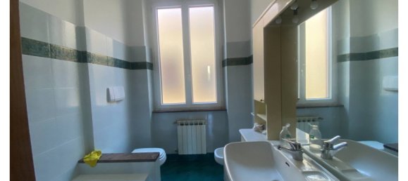 2 bedrooms Apartment in Genoa, Italy No. 351636 22