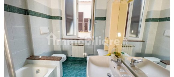2 bedrooms Apartment in Genoa, Italy No. 351636 6
