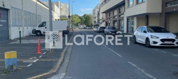  Parking in La Rochelle, France No. 308830 4