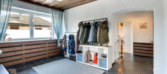 8-salle Maison de ville à Essen, Germany No. 42584 7