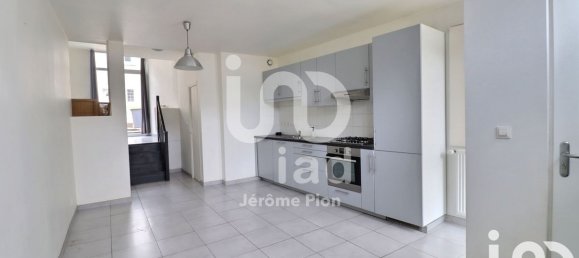 Adosado de 3 dormitorios en Tours, France No. 223476 6