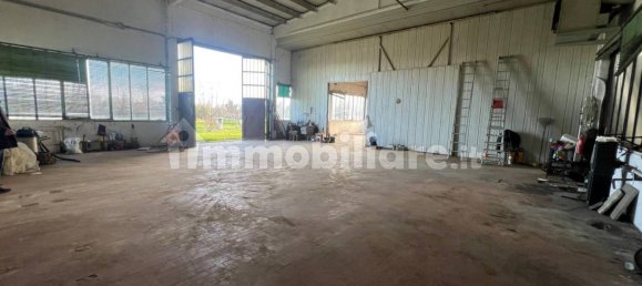 Armazém de 3 divisões em San Colombano al Lambro, Italy N.º 125373 2