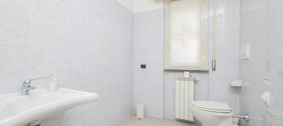 Квартира с 3 спальнями в Пьольтелло, Италия № 357945 18