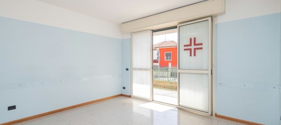 Квартира с 3 спальнями в Пьольтелло, Италия № 357945 5