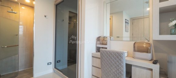 2 bedrooms Condo in Pattaya, Thailand No. 24984 10