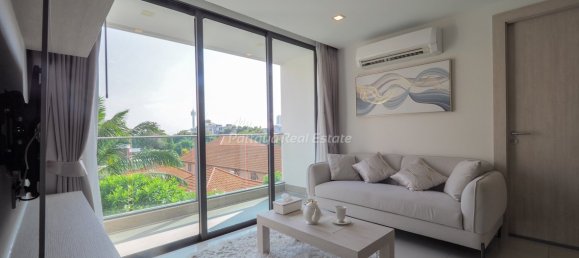 2 bedrooms Condo in Pattaya, Thailand No. 24984 4