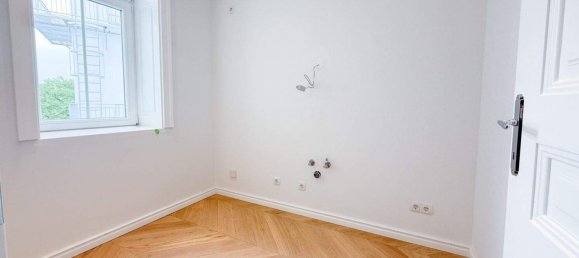 2 rooms Penthouse in Vienna, Austria No. 227489 5