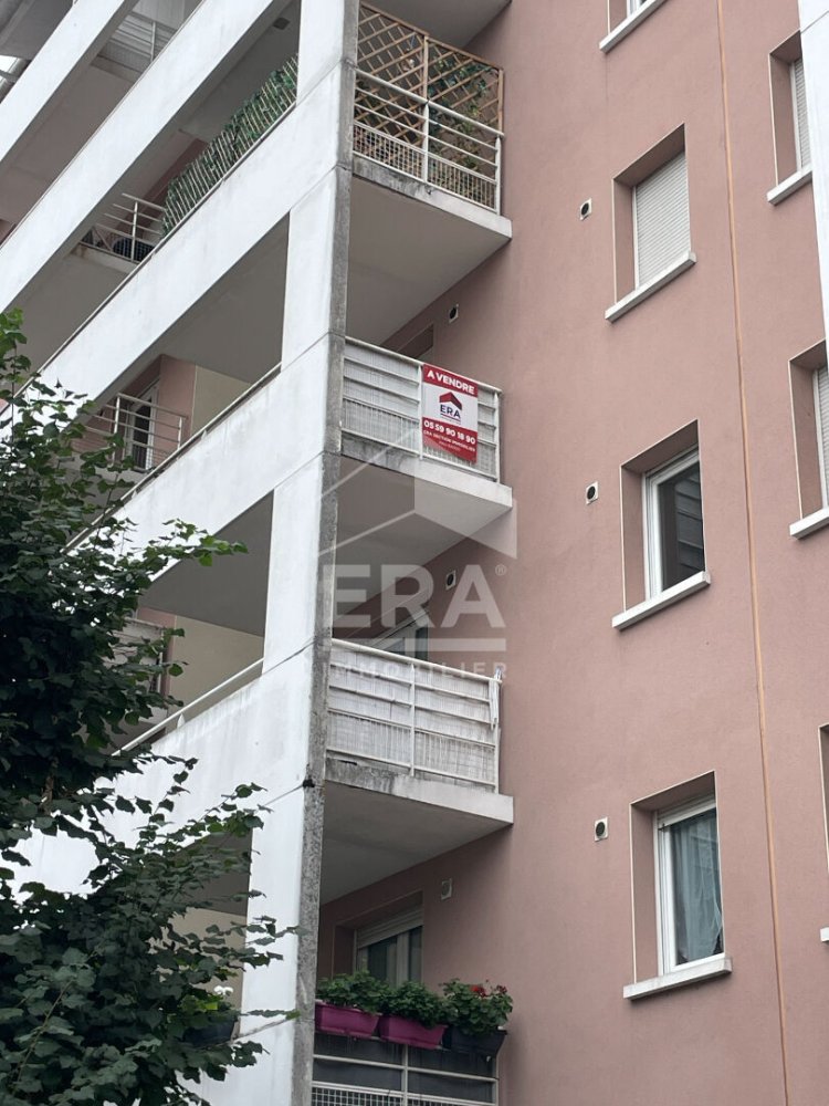 2-salle Appartement à Billère, France No. 364118