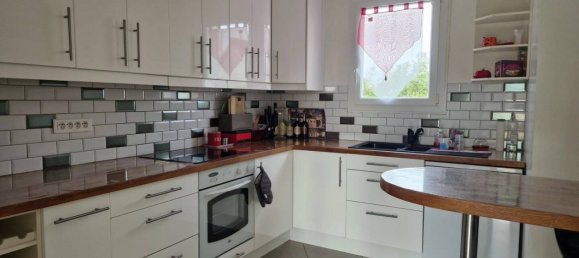 3 غرف نوم منزل ذو طابقين في Voisins-le-Bretonneux, France رقم 150028 3