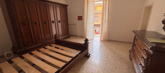 Квартира с 3 комнатами в Риньяно Фламинио, Италия № 284409 2