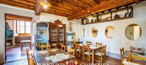 40-Zimmer Villa in Pontassieve, Italy, Nr. 85327 16