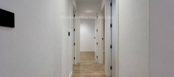 Apartamento de 3 dormitorios en Salamanca, Spain No. 18114 26