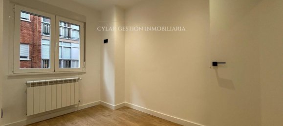 Apartamento de 3 dormitorios en Salamanca, Spain No. 18114 29